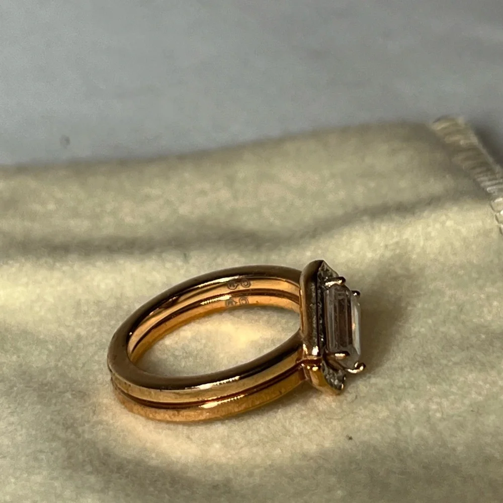 SWAROVSKI Emerald Cut Halo Set - Picture 5 of 6